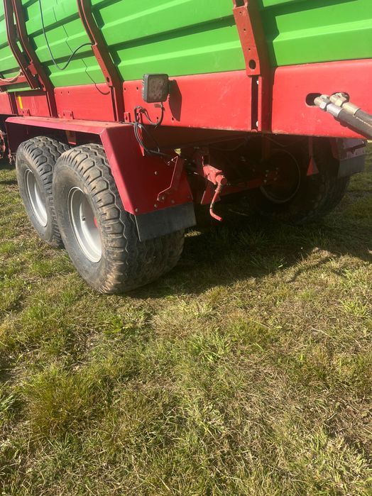 Przyczepa samozbierajaca Strautmann Super Vitesse 2 Do