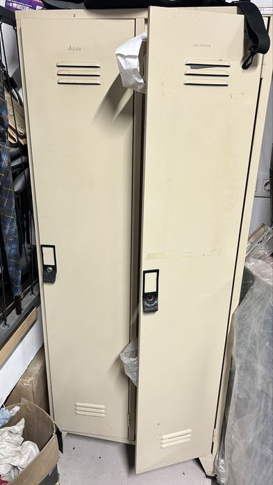 Vendo cacifo 2 portas