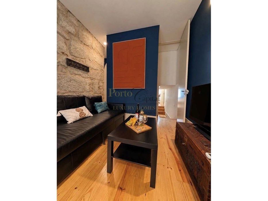 Duplex mobilado com jardim privado de 64 m² Bonjardim, Porto