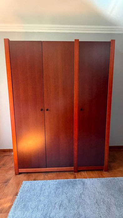 Quarto casal completo em cerejeira