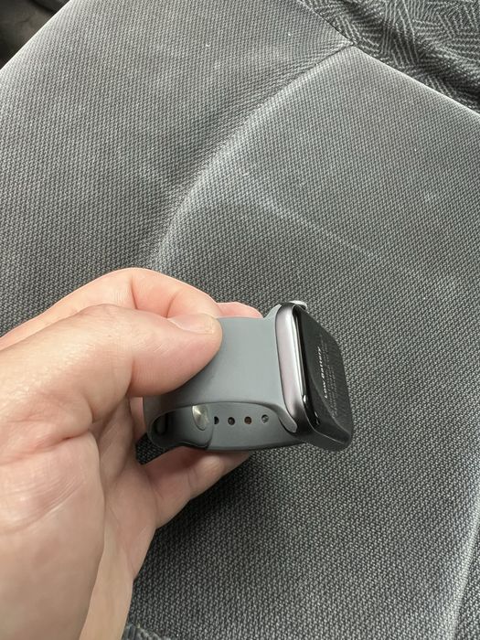 Apple Watch 5 40mm ідаал батарея 100%