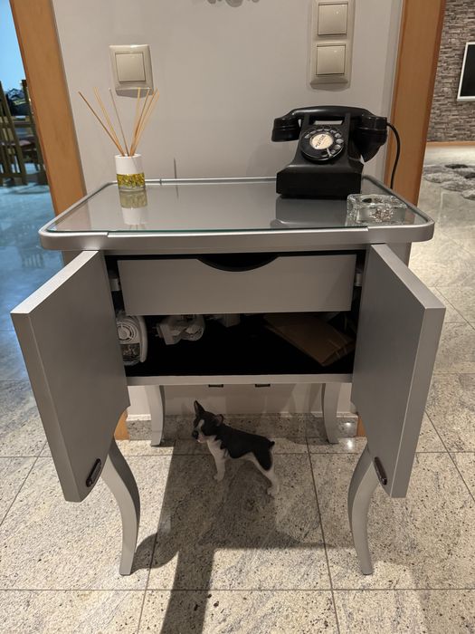 Móvel entrada lacado