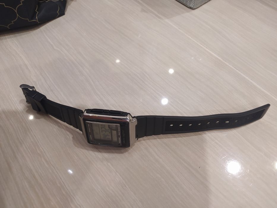 Zegarek Casio Wagę captor.
