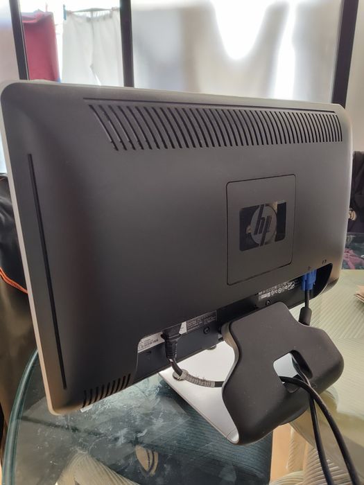 Monitor HP 20' LCD425813582315540481