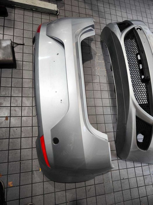 Para-choques + Panela traseira Seat Leon 1P