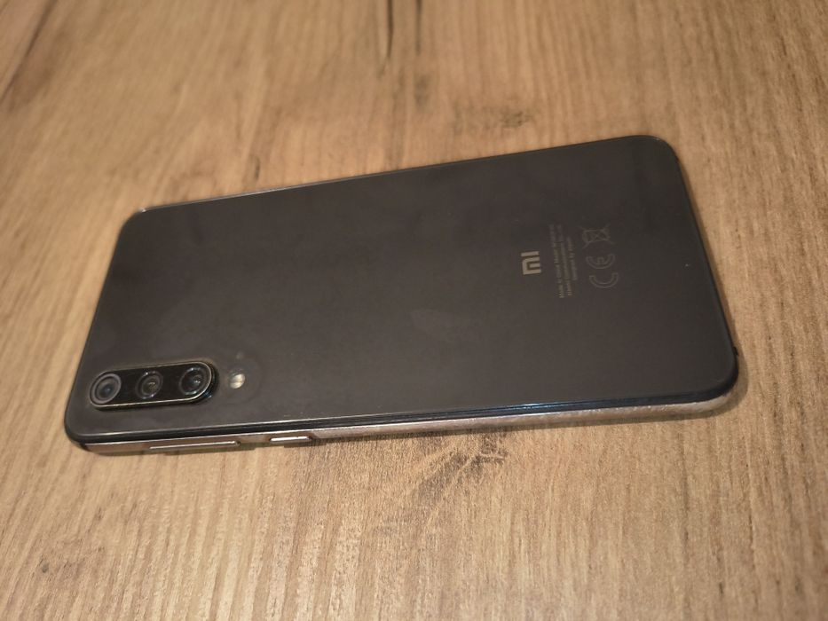 Telefon Xiaomi Mi 9 SE