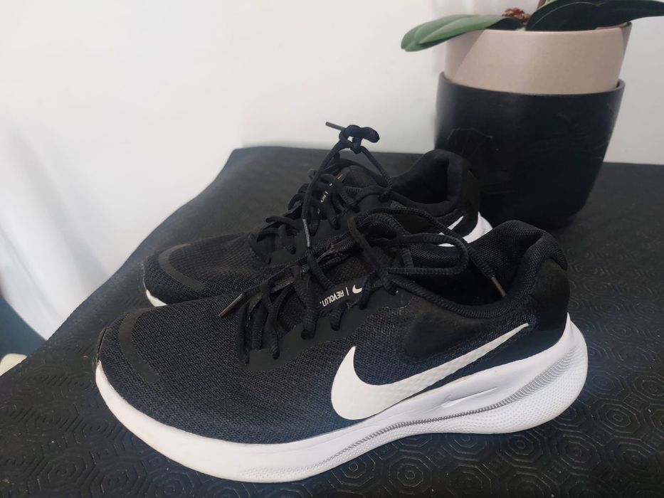 Nike Revolution 7 (seminovo - Feminino)