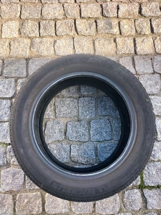 Peneu Michelin usado
