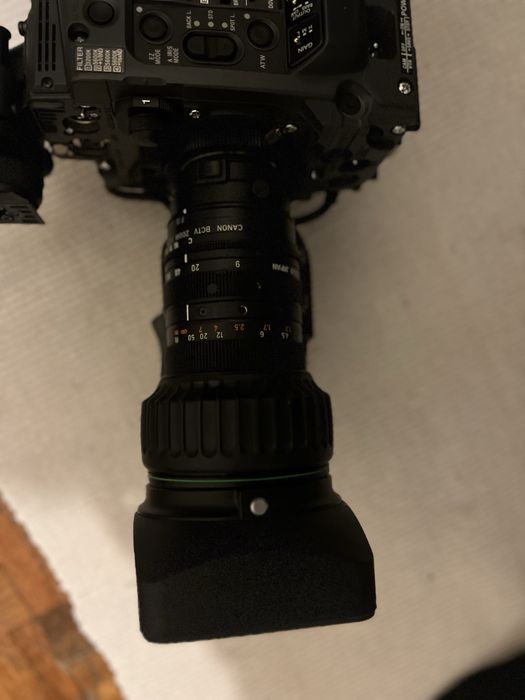 Kit Sony DXC-D30 com a lente Canon J21x7.8B