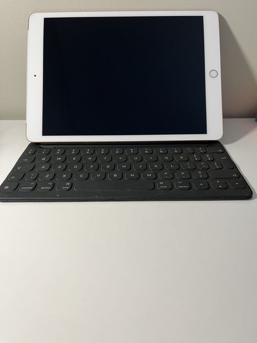 I Pad 8 generacji - 32 GB