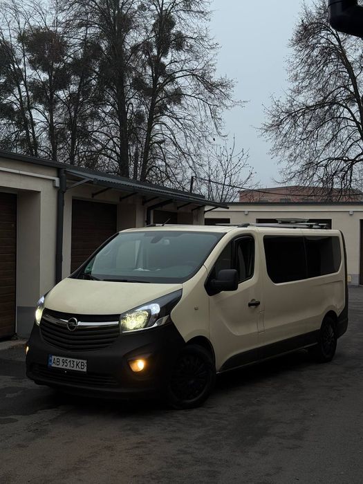 Продам Опель віваро пасажир максі база