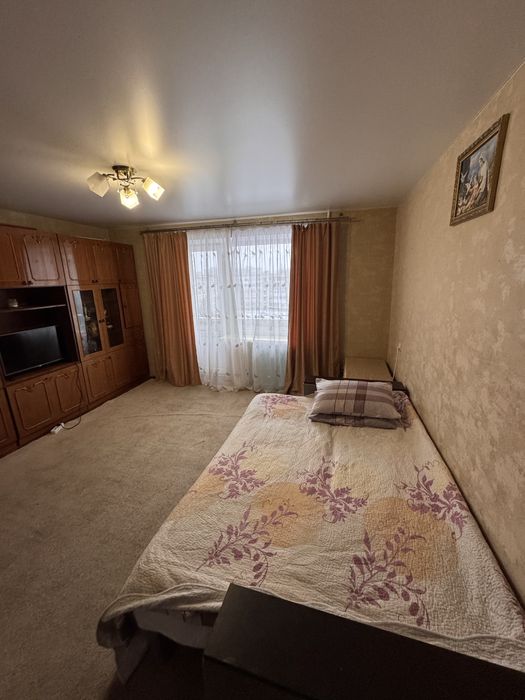 Подобова оренда квартири  ВІЛЬНА З 7 січня