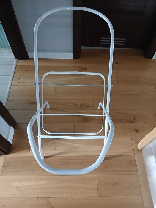 Stojak pod wanienkę