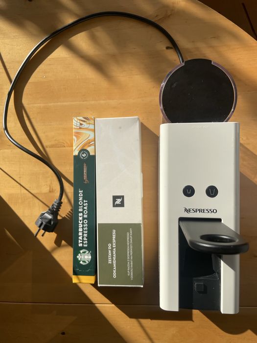 Nespresso Essenza Mini ekspres do kawy kapsułkowa