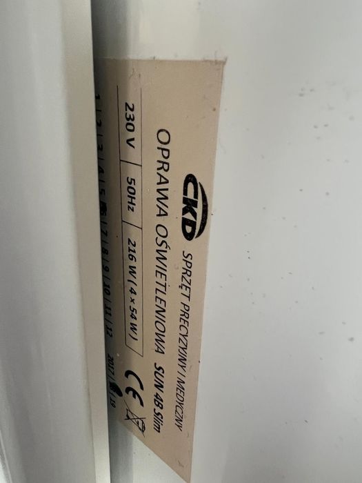 Profesjonalne lampy medyczne CKD – 4x54W