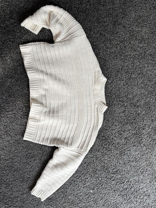 Kremowy krótki oversize sweter M L