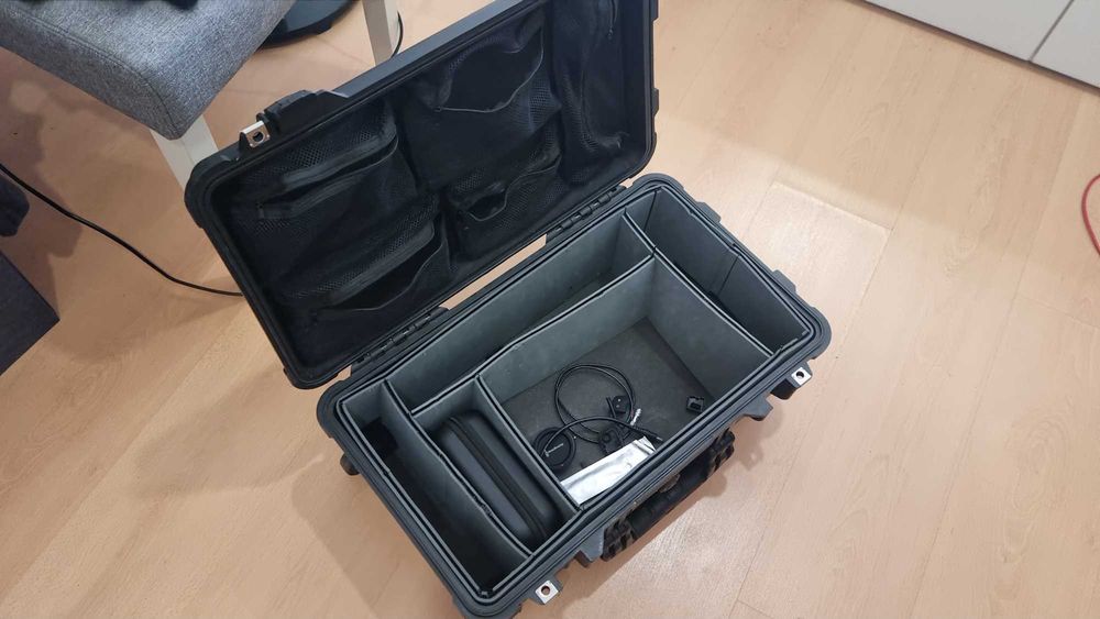 Kit Blackmagic Pocket Cinema Camera 4K Completo + Sigma 18-35mm f/1.8 + Monitor Feelworld + Pelican