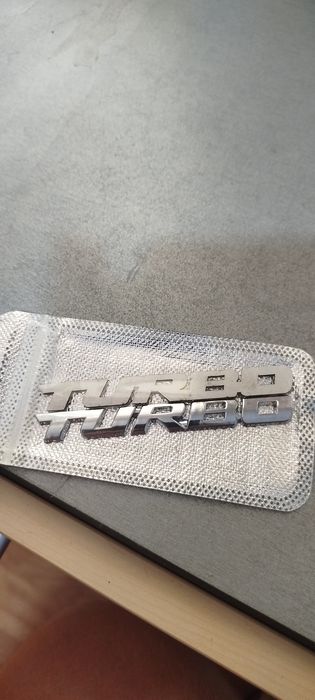 Эмблема.Наклейка на багажник автомобиля TURBO.