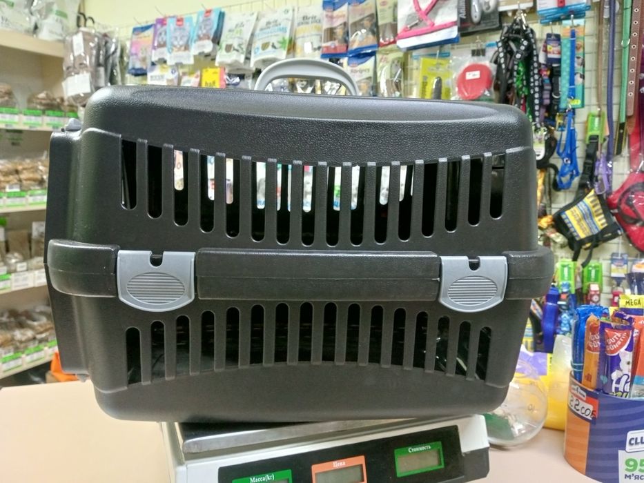 Переноска для котов и собак до 6 кг