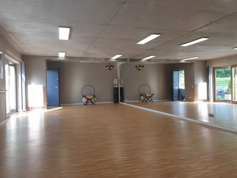 Sala lustra70mKraków taneczna  superkomfortowa  do nagrań