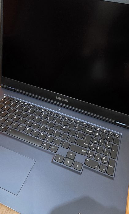 Lenovo Legion 5 17,3" | Ryzen 5 5600H | RTX 3050 | 64GB RAM | 2TB SSD | Win 10