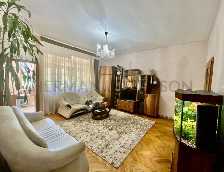 Продаж дворівневої квартири / Руська, Центр, Ужгород