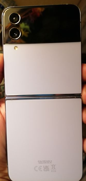 Samsung Z flip 4