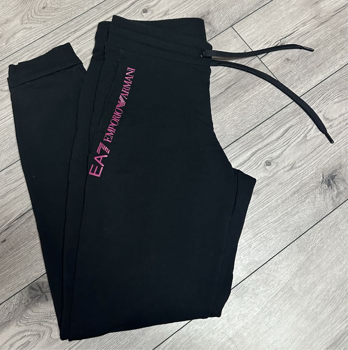 Emporio Armani Spodnie damskie M