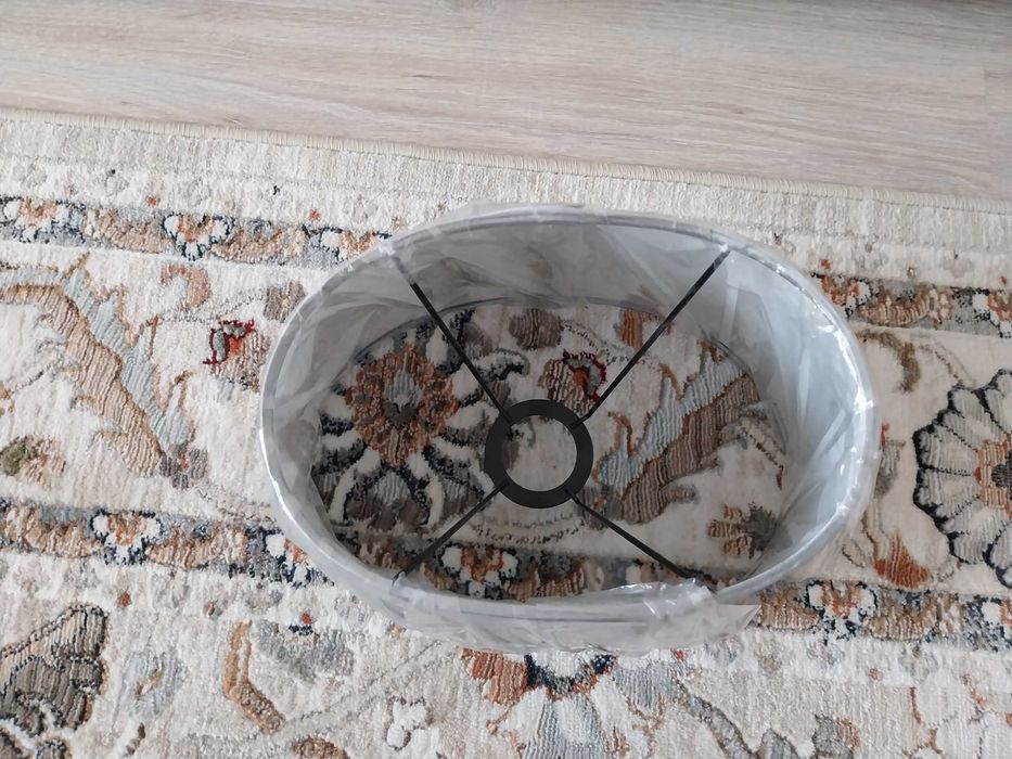 bardzo elegancki klosz do lampki stojacej lub wiszacej