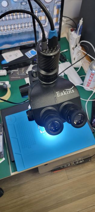 Microscópio Trinocular Eakins c/ Câmara 4K USB-C