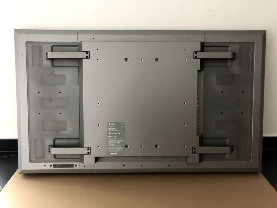 Monitor Mitsubishi MDT521S