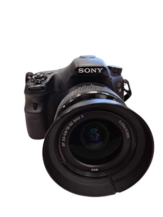 Aparat Sony Alpha 58 (SLT-A58) + Obiektyw  18-55mm