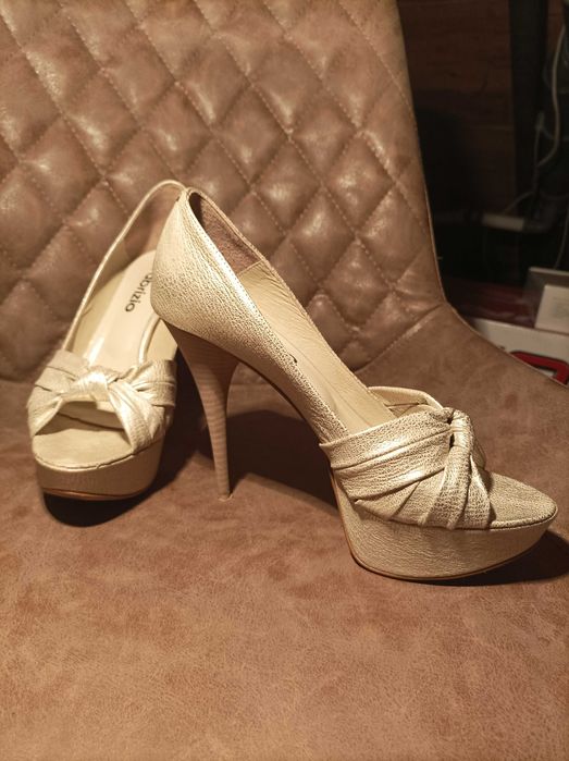 Piękne, eleganckie szpilki