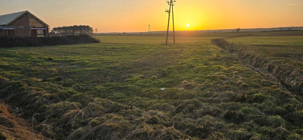 Sprzedam działkę budowlaną