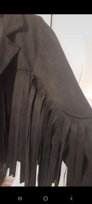 Kurteczka ramoneska z frędzlami czarna s/m/L