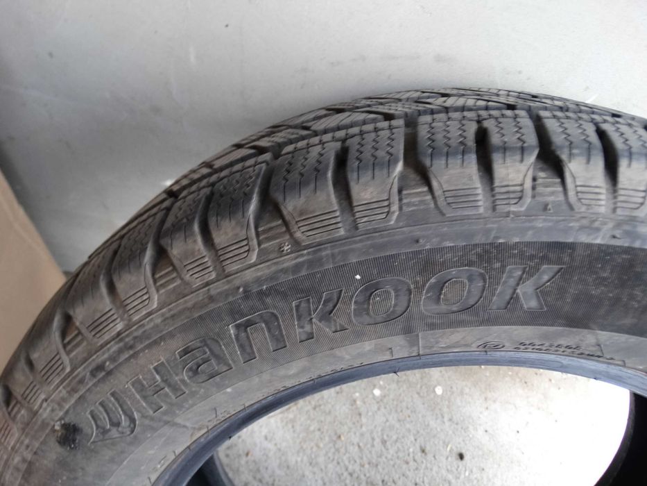 Hankook Winter I*cept LV RW12 205/65 R16 107/105 T C