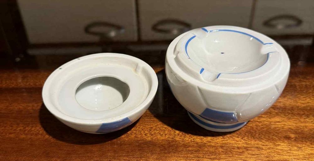 BOGUCICE Ceramiczna piłka-popielniczka z epoki PRL