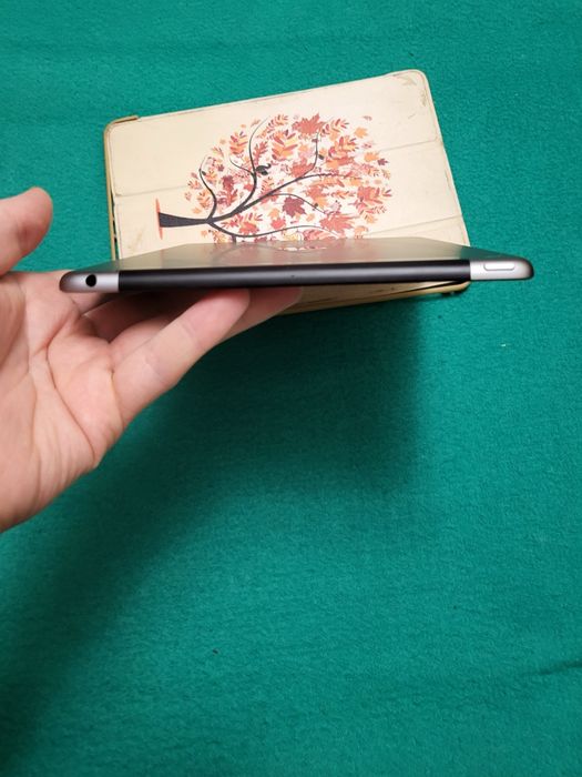 iPad 6 9.7” 32 ГБ wifi lte версія планшет apple