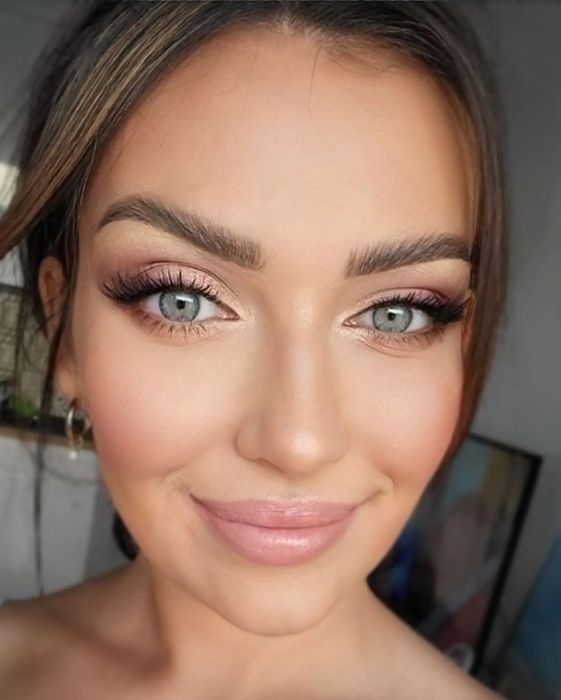 Makijaż fryzura z dojazdem profesjonalnie