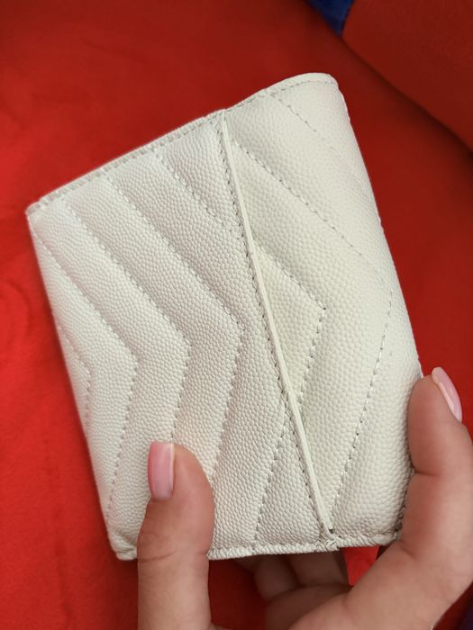 Saint Laurent женский Кожаный кошелек белый