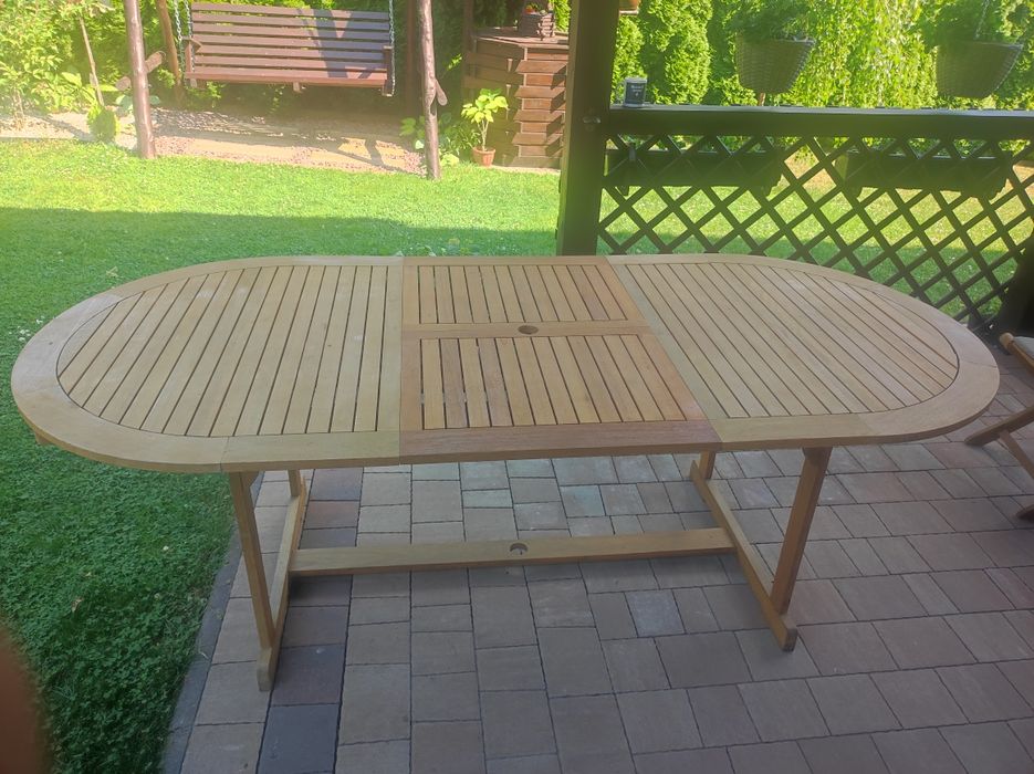 Zestaw ogrodowy  -drewniany  stół + 6 krzeseł