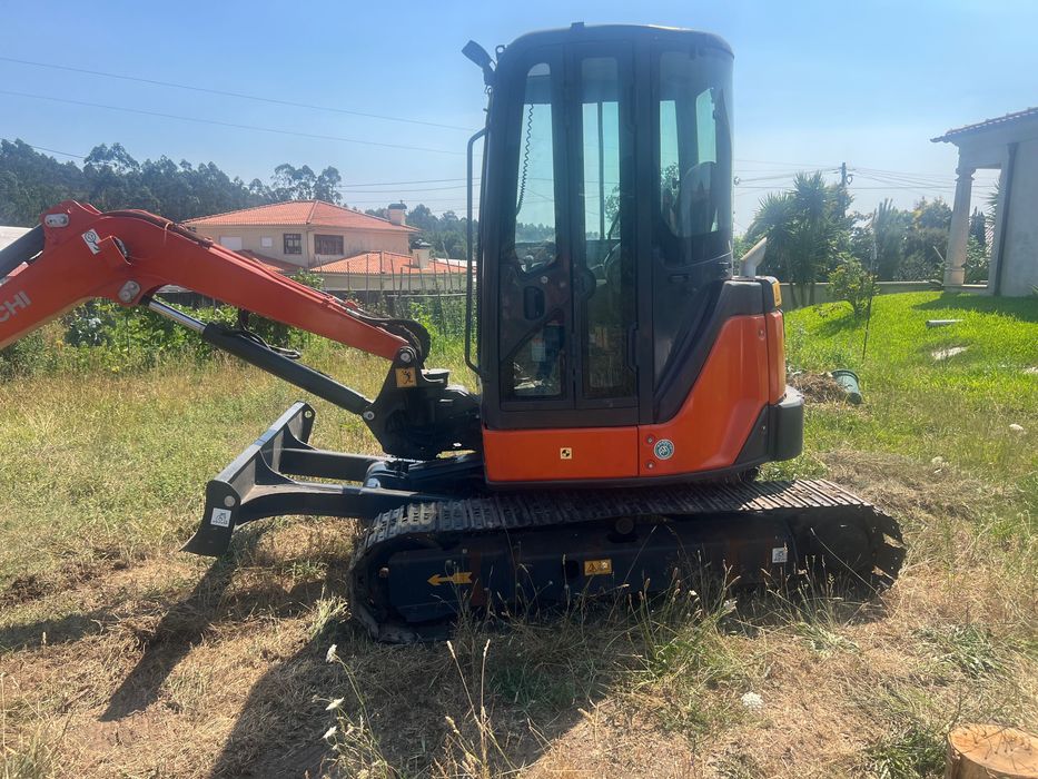 Escavadora Hitachi zx50u-3f