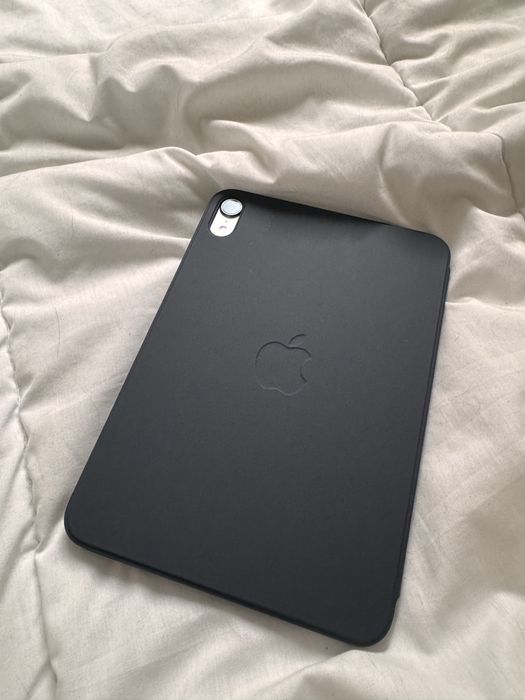 iPad Mini 7 Cellular + Etui Apple + Rysik Apple