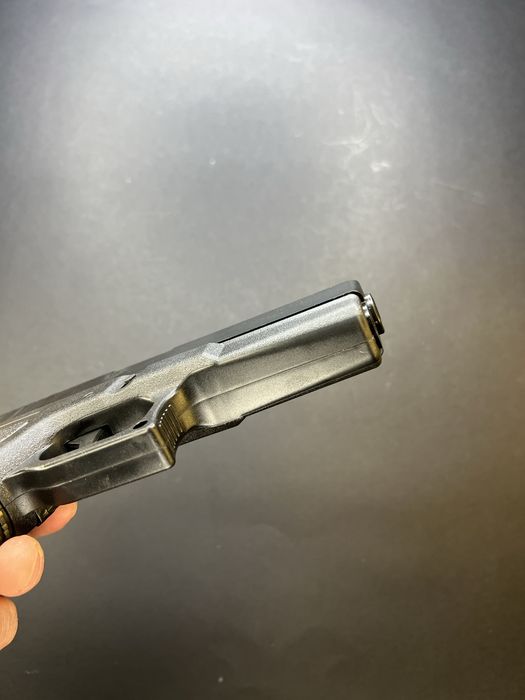 Пістолет Глок 17 - модель V313 чорний (іграшка)