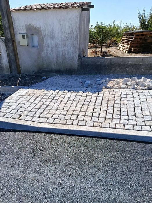 Trabalhos de calçada portuguesa a boné preços !