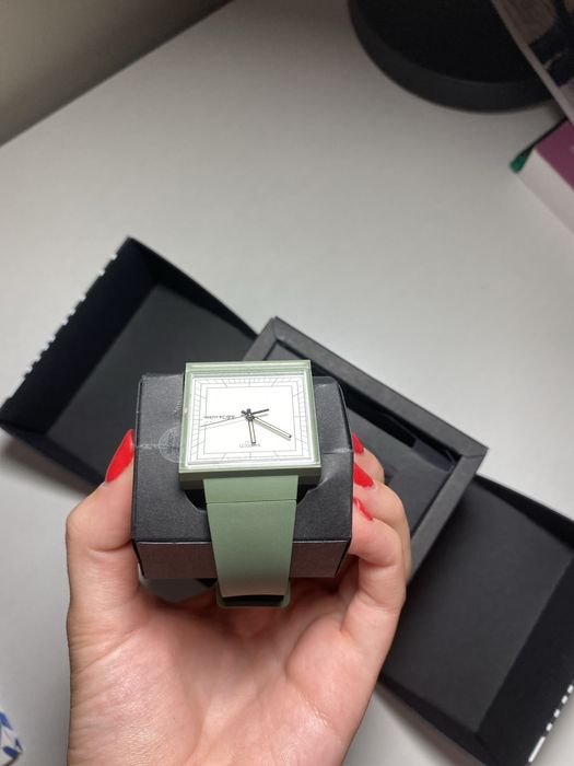 Relogio swatch modelo SO34G700 verde