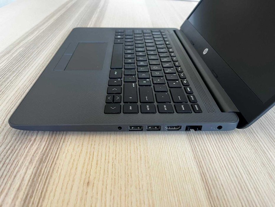 HP 245 G8 Notebook PC - Ótimo Estado