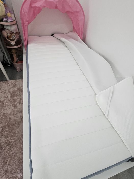 Cama com colchão novo 90x200