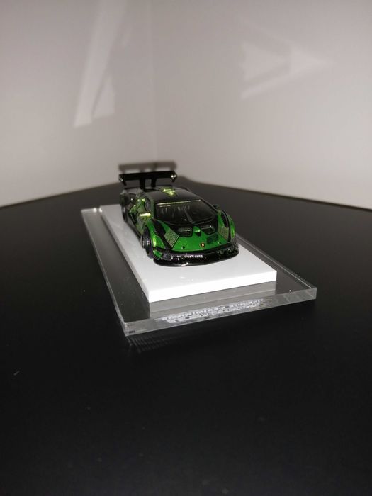 Hot wheels podstawka, ekspozytor, 10 sztuk. .