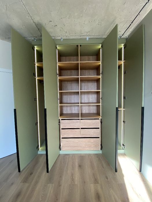 Меблі на замовлення, меблі під ключ, кухні,шафи, вітальні,спальні,